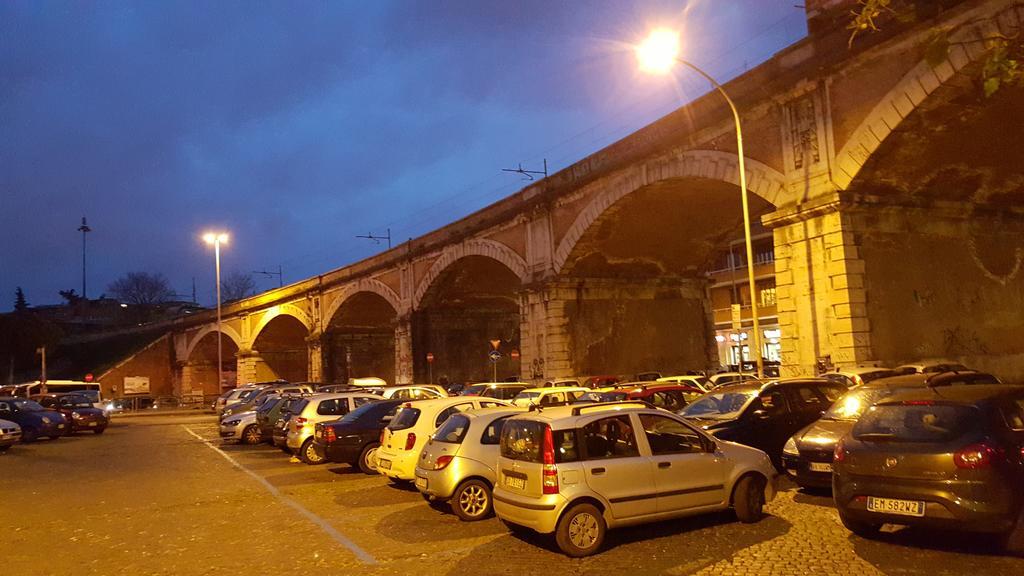 Al Ponte Del Papa Couette-café